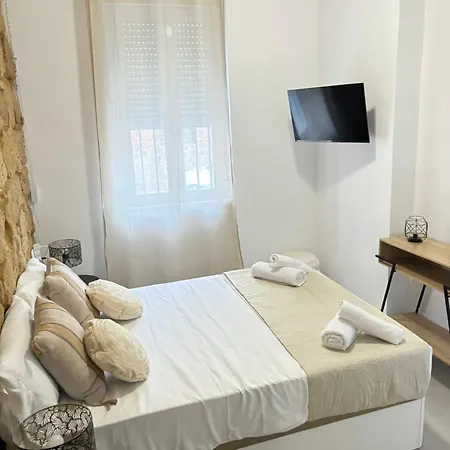 Carolinas Suites By Coqueto Alicante Exterior photo